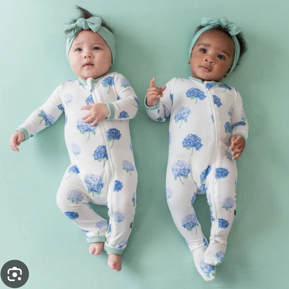 Kyte BABY Blue Floral Onesie